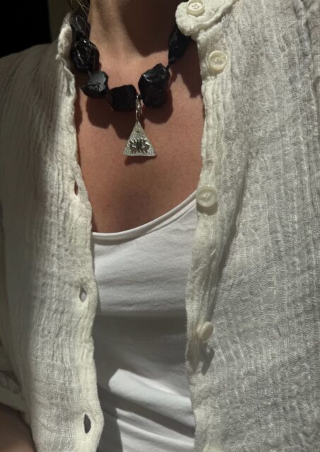 Onyx Kressida Pyramis Large Necklace