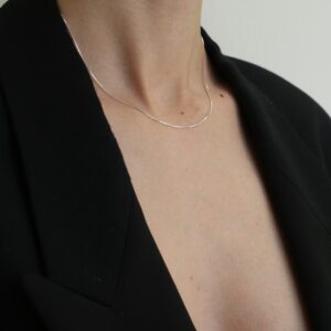 Glossy Thin Chain