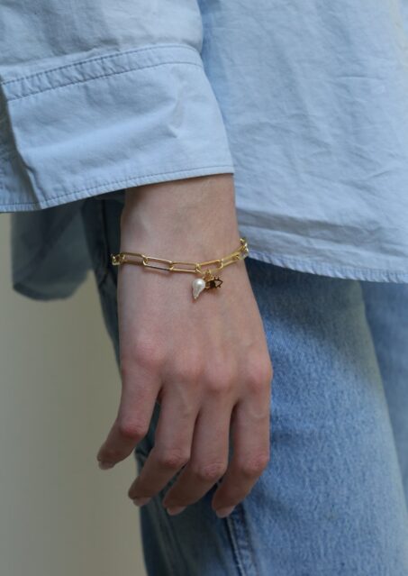 Tiny Eye Pearl Drop Yasemi Brecelet