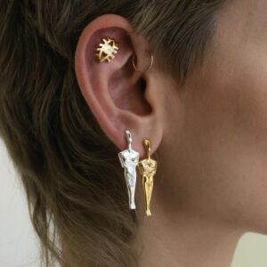 Inoe Earrings Vrahion Large Studs