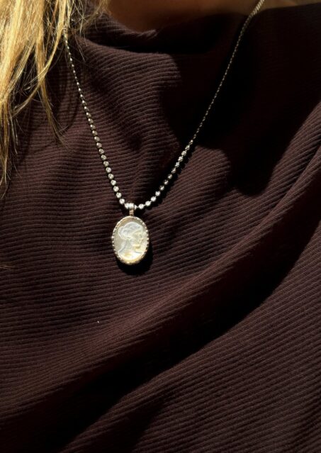 Ygieia Cameo Pearl Necklace Silver