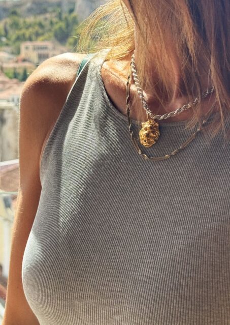 Leon Achilles Choker