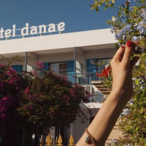 TÝCHE SMALL HEAD SPIRAL CHAIN BRACELET