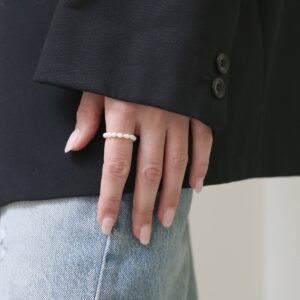 Oval Pearl Ring