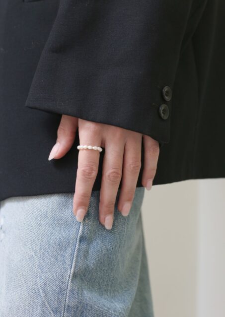 Oval Pearl Ring